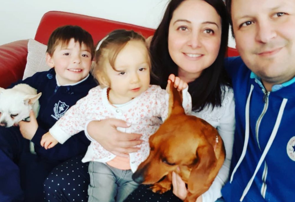Familia